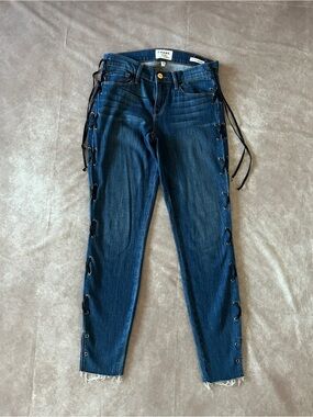 Frame Denim Le Skinny de Jeanne Dark Blue Lace-Up Jeans 26